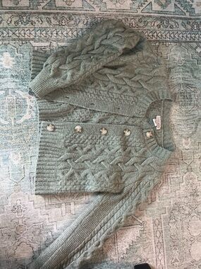 Cable knit cardigan